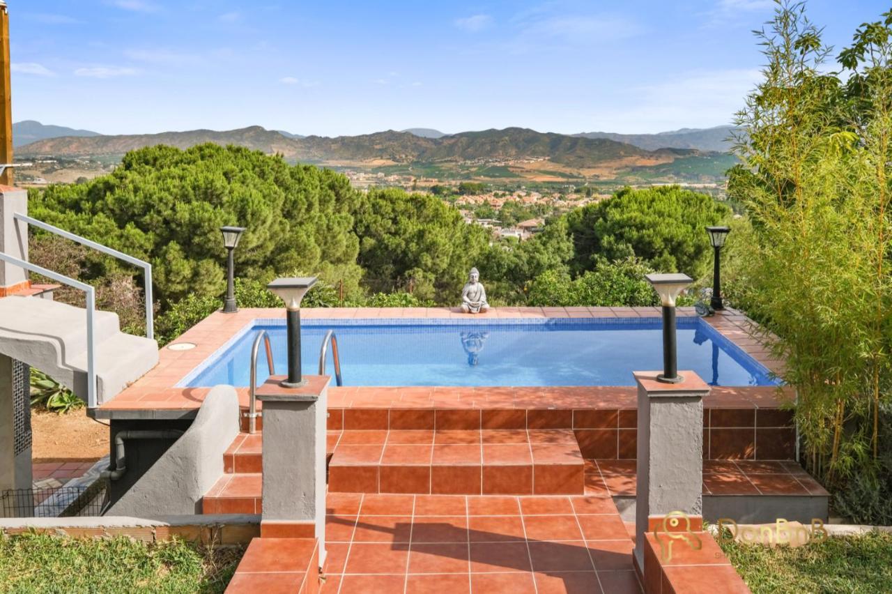 Casa De 2 Dormitorios Con Piscina Privada Y Desayuno Incluido En Alhaurin Alhaurín de la Torre Eksteriør billede