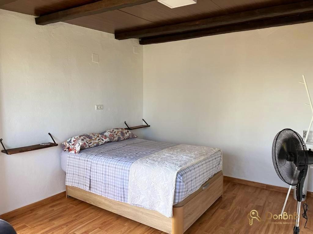Casa De 2 Dormitorios Con Piscina Privada Y Desayuno Incluido En Alhaurin Alhaurín de la Torre Eksteriør billede